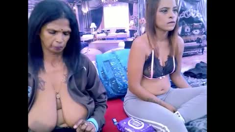 sexyva4u2luv online show from March 2, 7:15 am