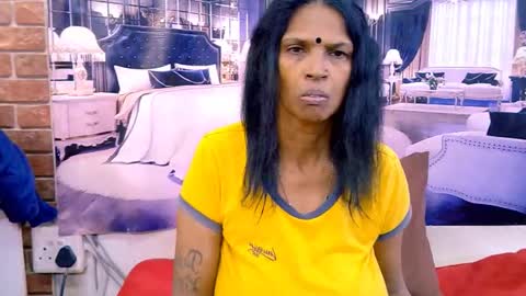 sexyva4u2luv online show from July 18, 5:31 am