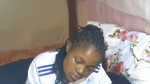 sexyvishy254 online show from December 4, 11:32 am