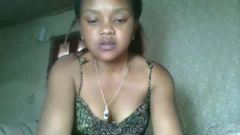 sexywoman1230760 online show from December 15, 1:29 pm