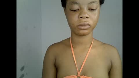 sexyxpeach online show from June 26, 10:15 pm