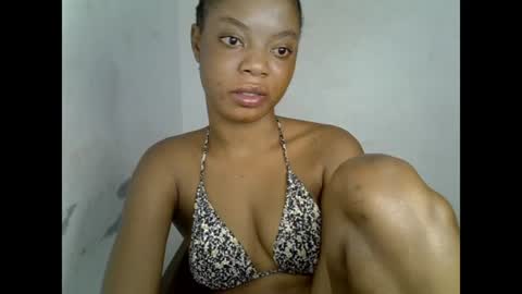 sexyxpeach online show from June 30, 11:57 pm