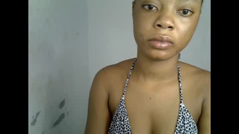 sexyxpeach online show from June 29, 9:25 pm