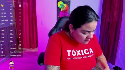  SHARON HILLS  online show from January 14, 7:21 pm