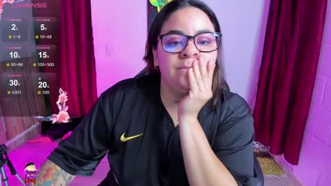  SHARON HILLS  online show from January 24, 11:45 pm