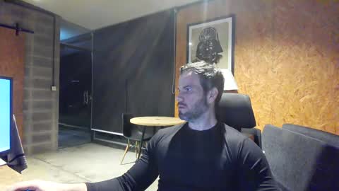 shad0w_hunter online show from June 24, 11:12 pm