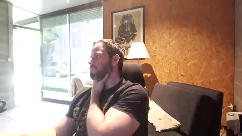 shad0w_hunter online show from January 8, 2:01 pm