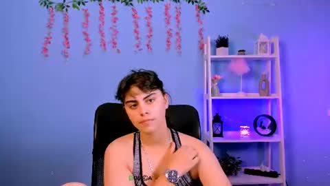 shadow_kiss online show from July 23, 1:19 am