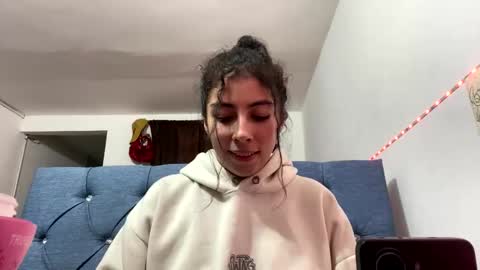 shadow_velvet online show from November 22, 7:18 am