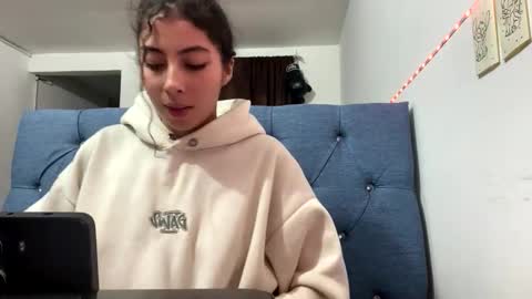 shadow_velvet online show from November 23, 8:34 am