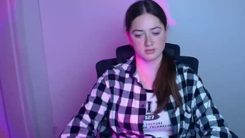 Kate online show from October 29, 1:24 pm