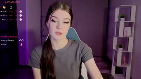 shadowlaceee online show from November 11, 5:04 pm