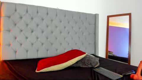 Snapshot of shanellblack chatting on February 14, 2:44 pm ShanellBlack online show from February 14, 2:44 pm