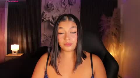 ShaniaDaniels online show from June 16, 2:26 am