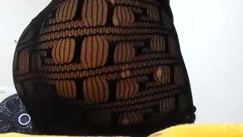 shannell33 online show from October 25, 1:28 am