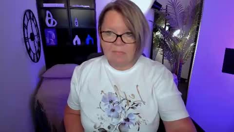 Shannon online show from July 28, 5:27 am