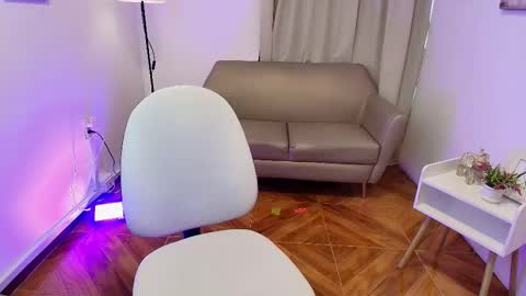 Shantal  online show from March 12, 7:50 pm