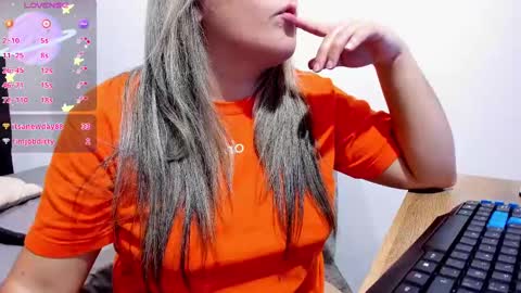 S H A N T A L  S M I T H online show from February 27, 11:59 pm