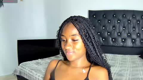 Snapshot of shantall_ebony1 chatting on September 12, 9:44 am shantall_ebony1 online show from September 12, 9:44 am
