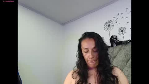 shantey online show from May 4, 5:08 pm