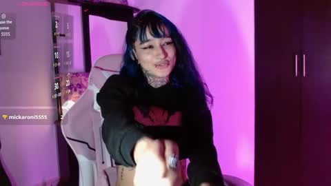 sharaross1 online show from October 26, 1:50 am