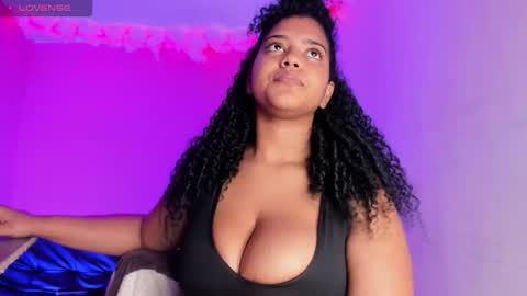 Sharlot online show from November 27, 12:35 pm