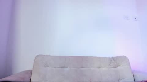 Hi fiends ---- I usually start online from Monday to Friday from 1000 am Saturdays and Sundays at 600 am Colombia time online show from June 19, 7:42 pm