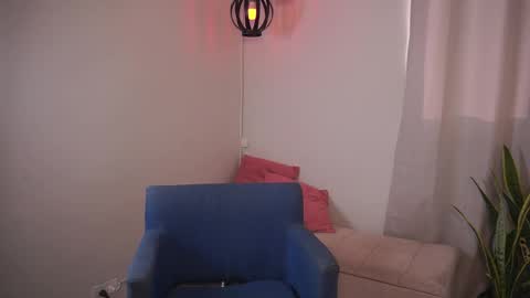 Snapshot of sharlotte_evanns chatting on October 10, 10:03 pm Sharlotte online show from October 10, 10:03 pm