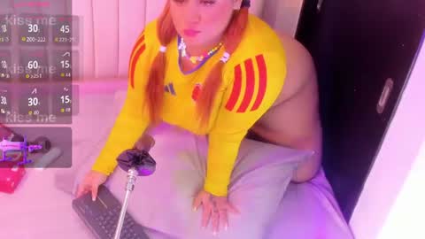 sharlotthe_bigass online show from June 18, 3:34 am