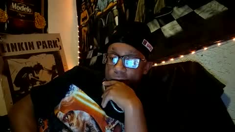 shawnvegas67 online show from December 18, 2:18 am