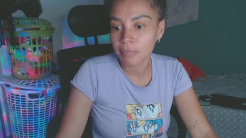 Shayna online show from June 17, 12:15 am