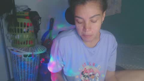 Shayna online show from June 30, 12:43 am