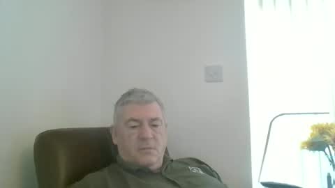 Snapshot of she52 chatting on December 30, 8:32 am she52 online show from December 30, 8:32 am