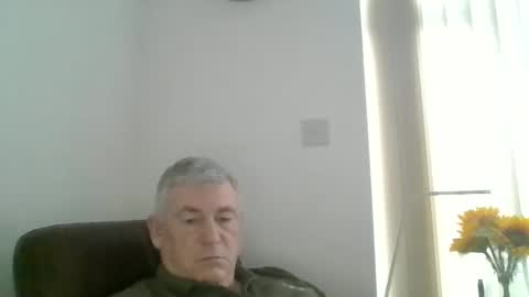 Snapshot of she52 chatting on March 6, 5:33 pm she52 online show from March 6, 5:33 pm