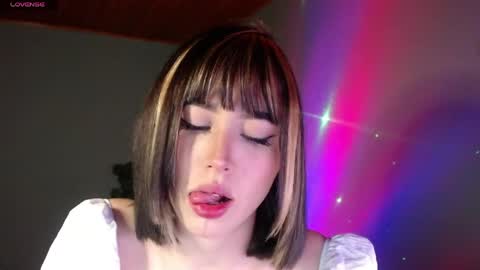 she_alice online show from April 22, 4:41 am