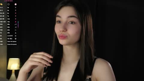 Tessa online show from April 28, 2:49 am