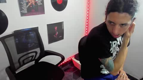 Snapshot of shelby__loveshow chatting on February 11, 10:47 am shelby__loveshow online show from February 11, 10:47 am