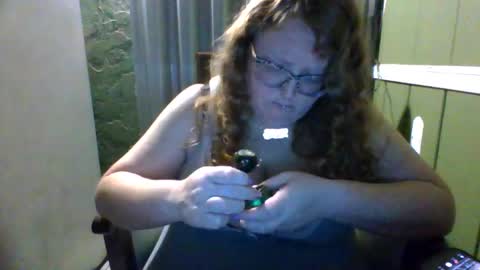 Red online show from November 10, 4:15 am