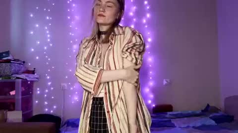 Ashley online show from July 25, 4:38 pm