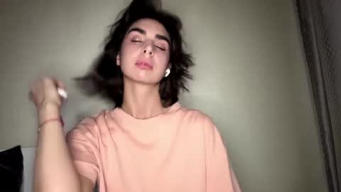 Amy online show from June 11, 11:52 am