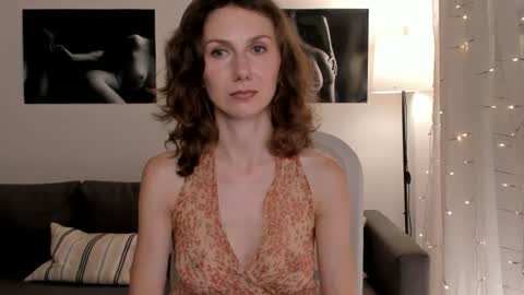 shesleepsnaked online show from July 22, 5:04 pm