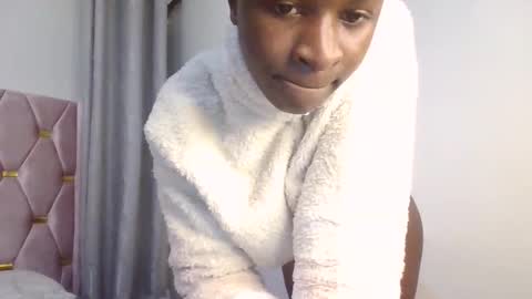 Shilla online show from December 15, 8:05 pm