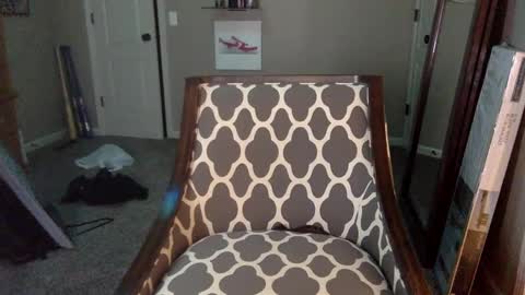 shimmyloe online show from October 8, 9:04 am