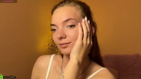 Alexis online show from May 4, 6:36 pm