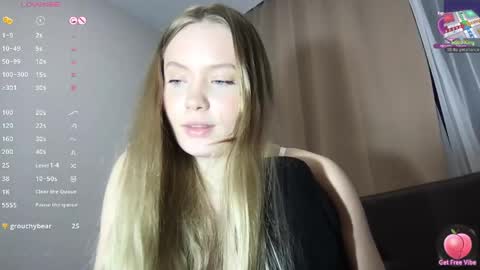 shiny_bunny1 online show from March 22, 1:59 pm