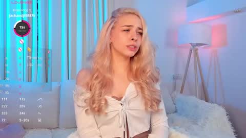 Julia online show from November 11, 7:43 am