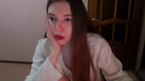 shiraha___rafieru online show from June 15, 9:18 pm