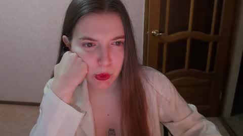 shiraha___rafieru online show from June 14, 9:17 pm