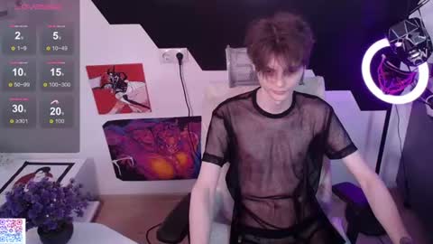 shiromy_ online show from June 24, 5:53 pm