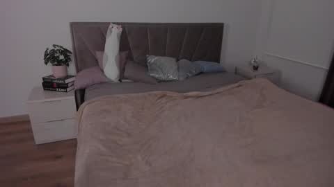 Agatha online show from October 14, 2:09 pm